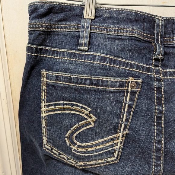 Silver Jeans Co. Size 10 Suki Boot cut Dark Blue Jeans - Picture 5 of 9